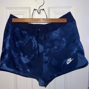 Two toned blue tye-dye Nike Sportswear
Women's French Terry Shorts